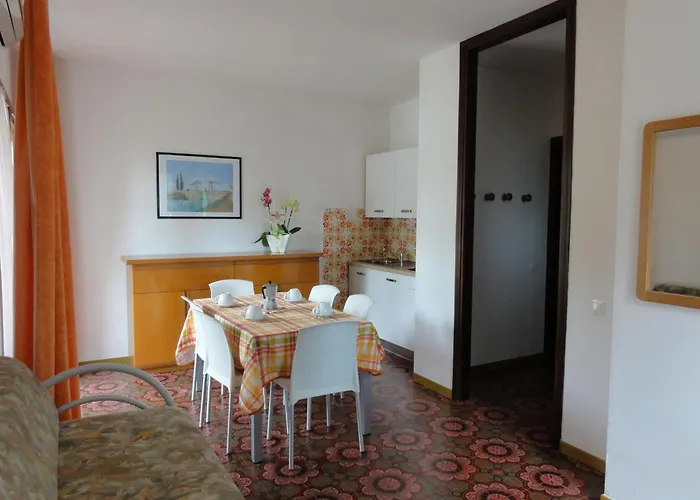 In A With Balcony Διαμέρισμα *